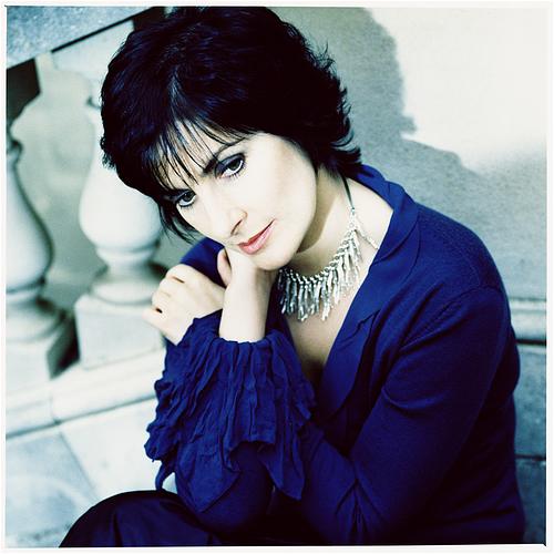 Enya - Something about her music makes me sigh...dunnow why..lol