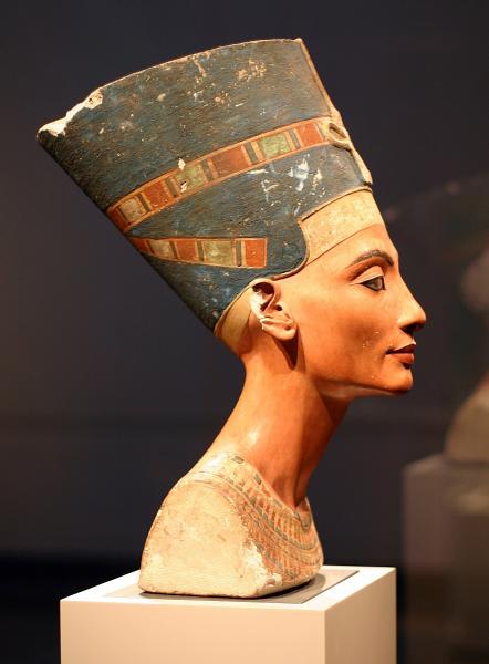 bust of nefertiti