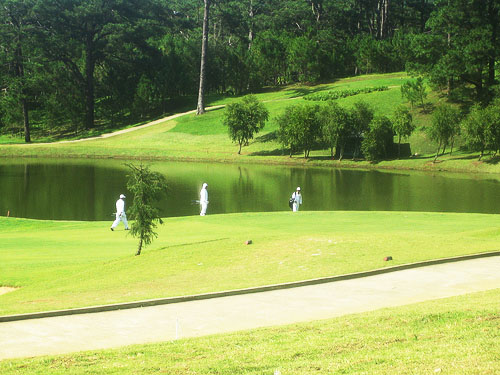 Camp John Hay

When you visit Baguio, the country's summer capital, be sure to visit also Camp John Hay. This used to be an American Military area but was later given to the Philippine government. Now, it is a recreational center with golf club, and it also offers horseback riding as well as camping.