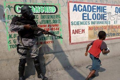 Soldier targeting a street kid