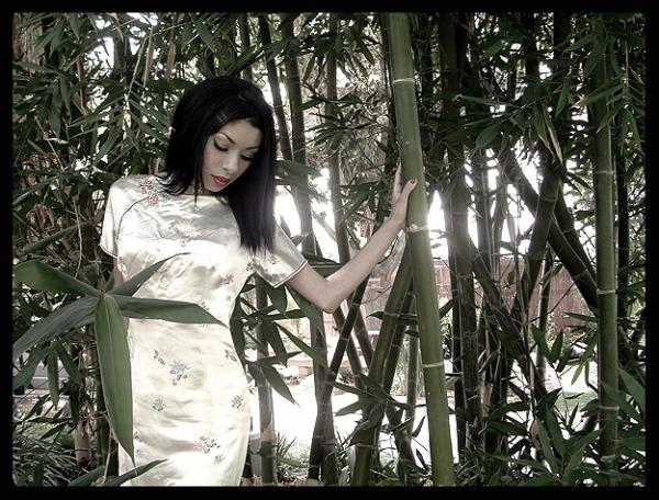Eden in the bamboo

www.myspace.com/edensaint