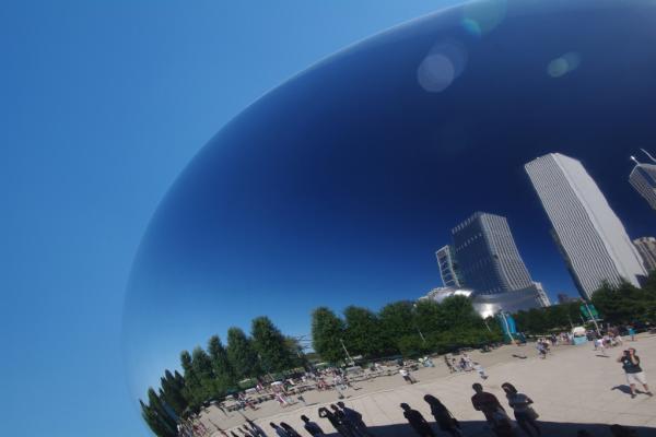 "Caught in a Cloud"
Portion of Millenium Park, Jay Pritzker pavillion and Aon Center building trapped inside "Cloudgate".
Sculpture by Anish Kapoor