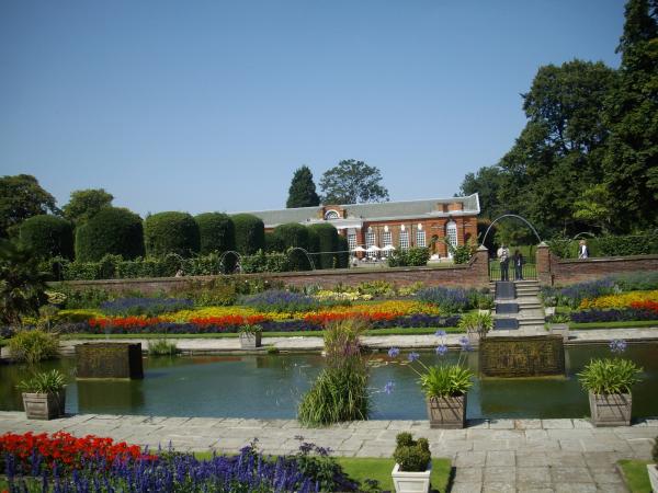 Kensington palace garden