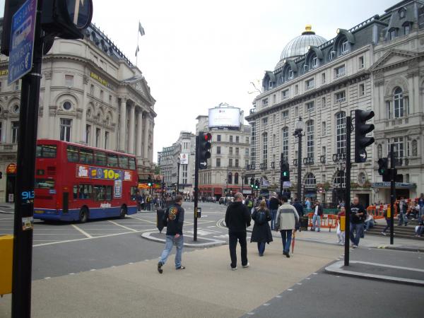 Piccadilly circus