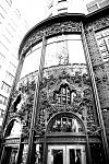 Entrance to Carson Pirie Scott building. 
Architect: Louis Sullivan 
 
http://en.wikipedia.org/wiki/Carson,_Pirie,_Scott_and_Company_Building
