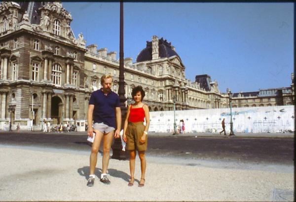 Phil and Carla � this is how it starts! We met lovely folks in our travels.