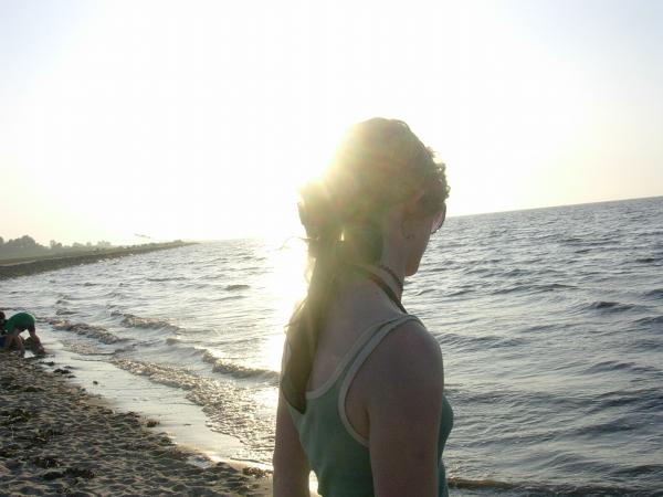 down by the sea (or rather up for this is the nortz sea and from where I live you have to go north to get there)